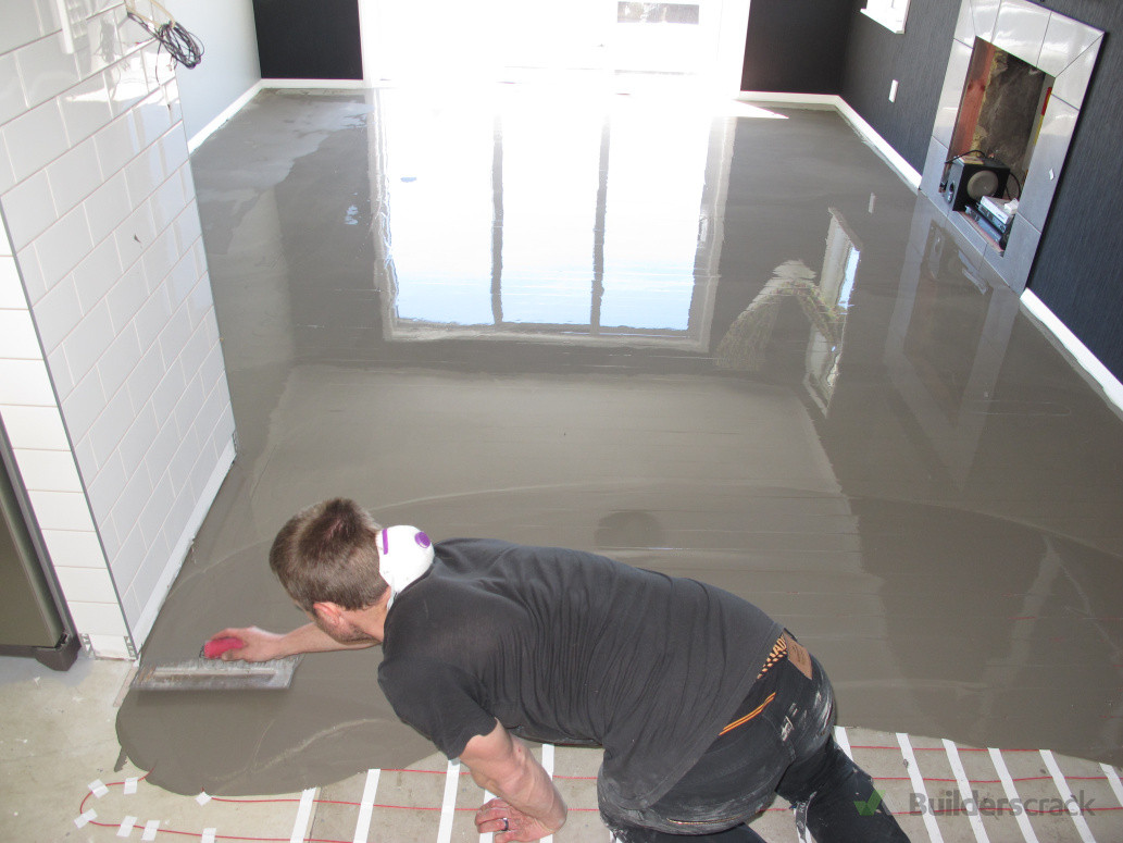 Underfloor Heating & Leveling