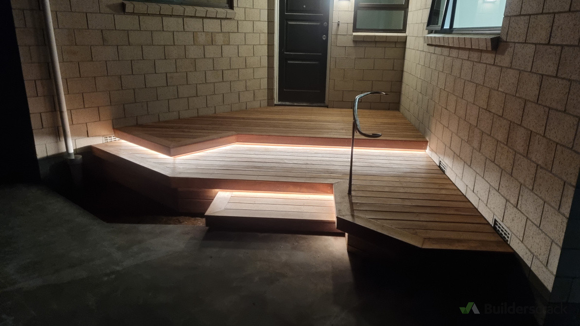 Outdoor feature lights