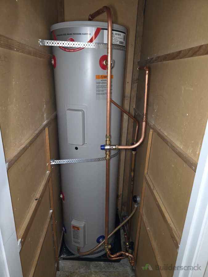 Rheem stainless steel 180l mains pressure Cylinder.