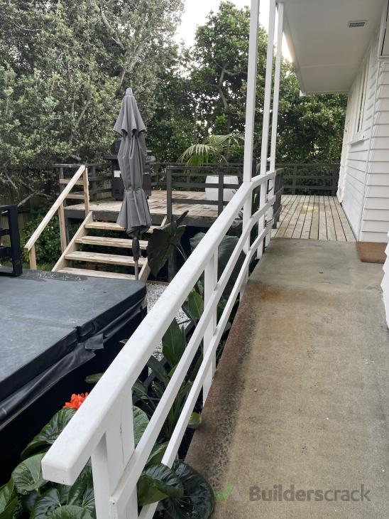 Replacement of deck balustrade (#1180002) | Builderscrack