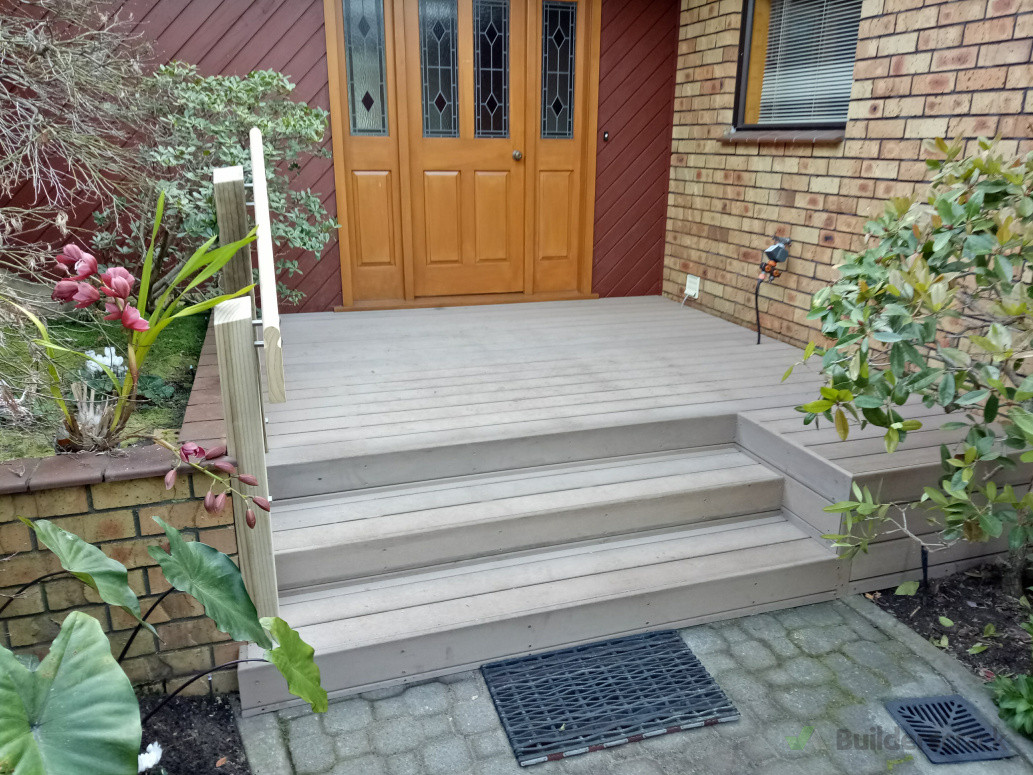 Synthetic decking