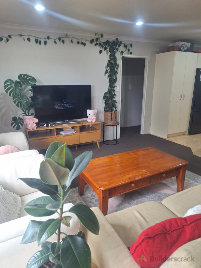 Cleaned and perfectly set up lounge room