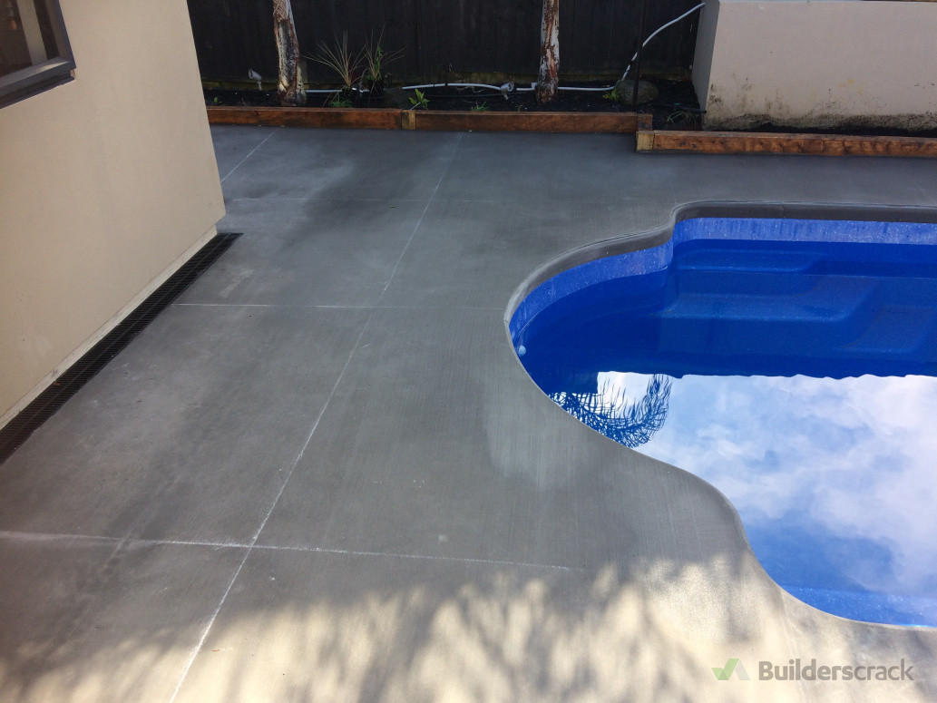 New concrete pool surround