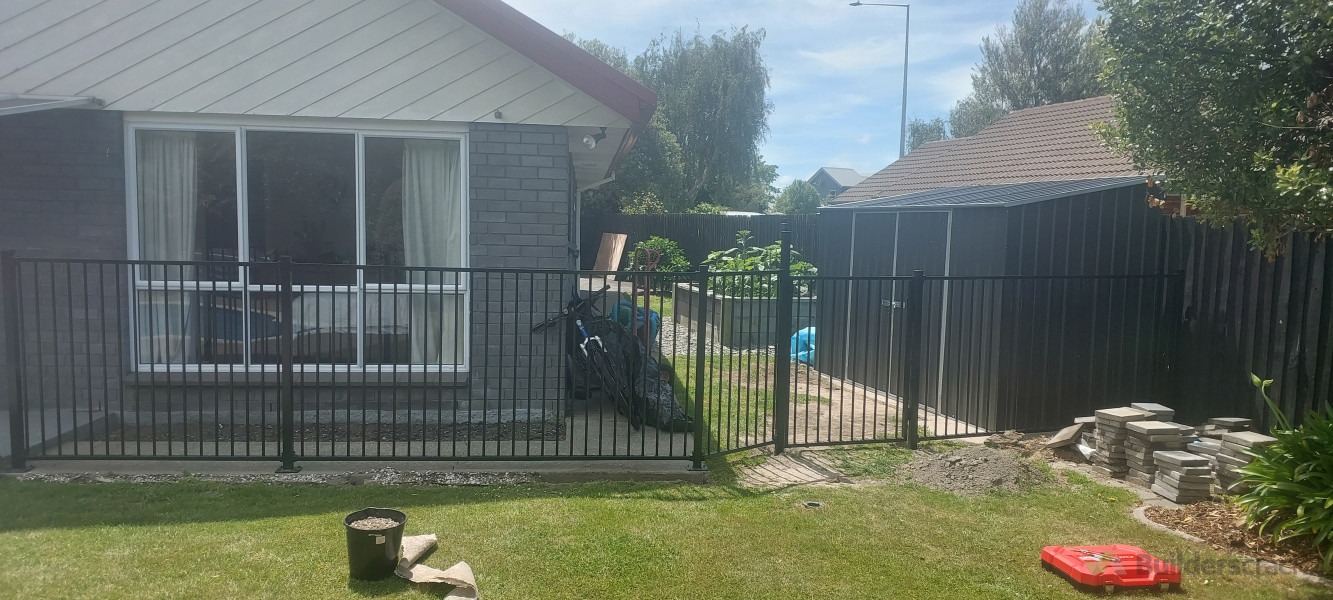 Pool/garden fencing