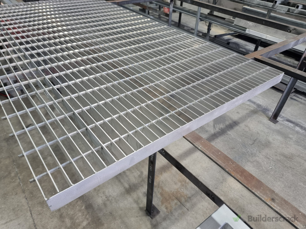 Alloy fabrication and welding