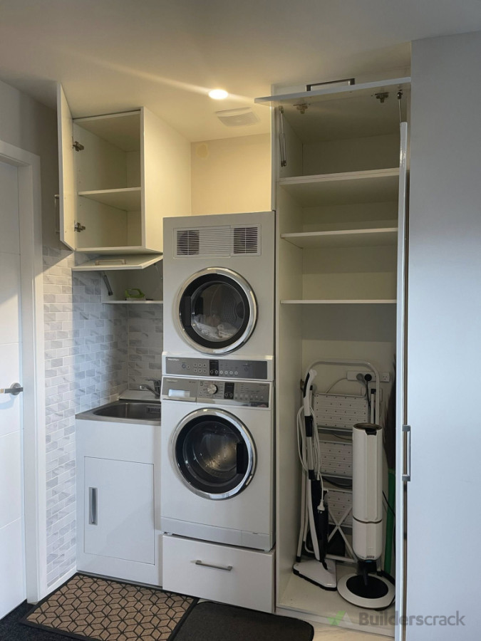 Laundry cubboard