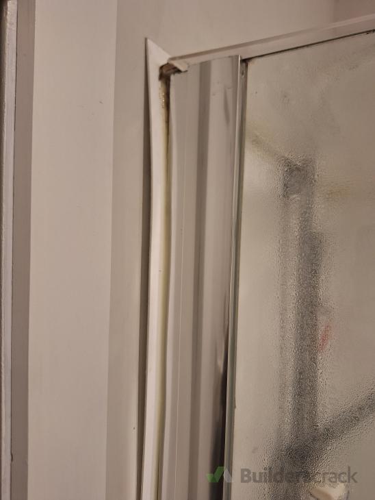 Shower backing repair (#1188722) | Builderscrack