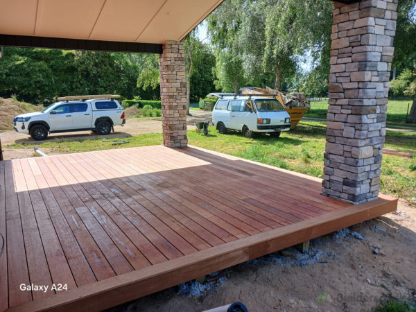 Kwila Deck