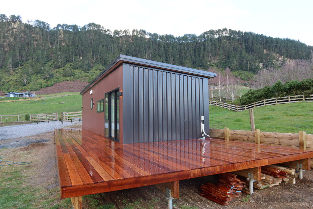 This was a goodie! Another fun little kwila deck we installed around an Airbnb in Taupo. 2 weekends away with good company we were able to get this up in just 4 days!