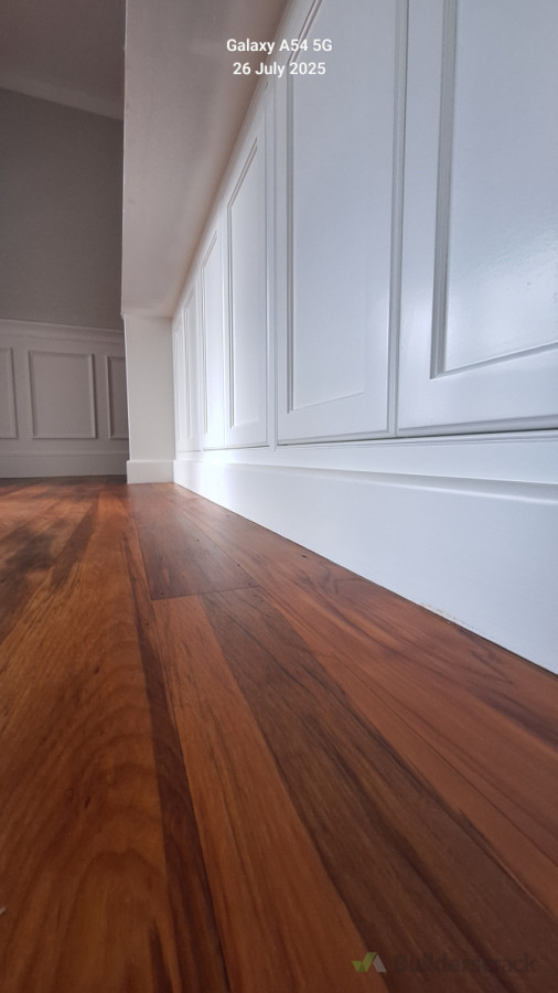 Moisturecure finish