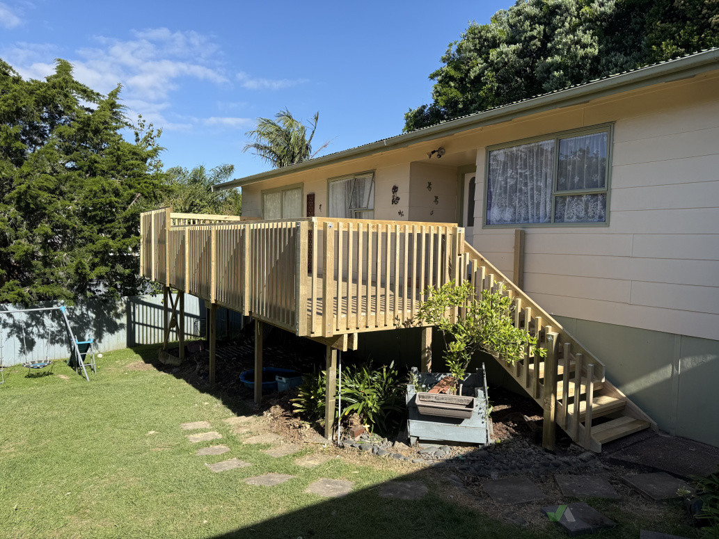 Deck build with timber balustrade