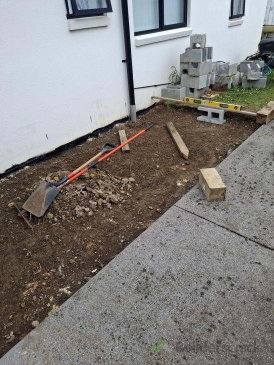Concrete Pad (#1195401) | Builderscrack