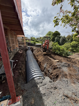 Now to start backfilling and haunching up the tank with gap20