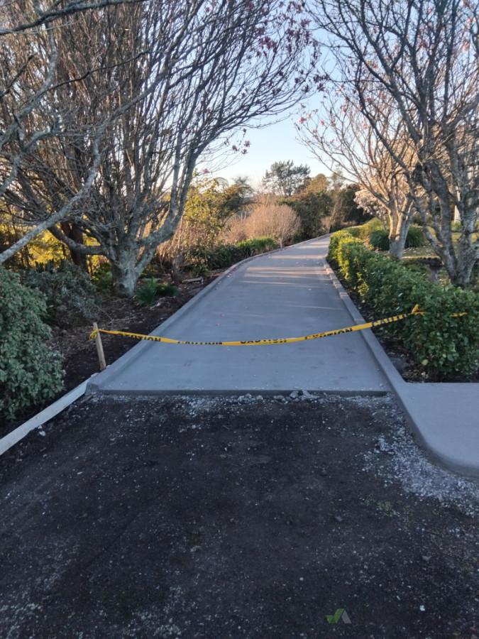 Driveway built in kerbing