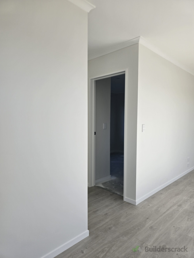 Walls, Frames & Skirting