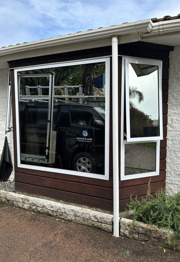 Privacy double glazing