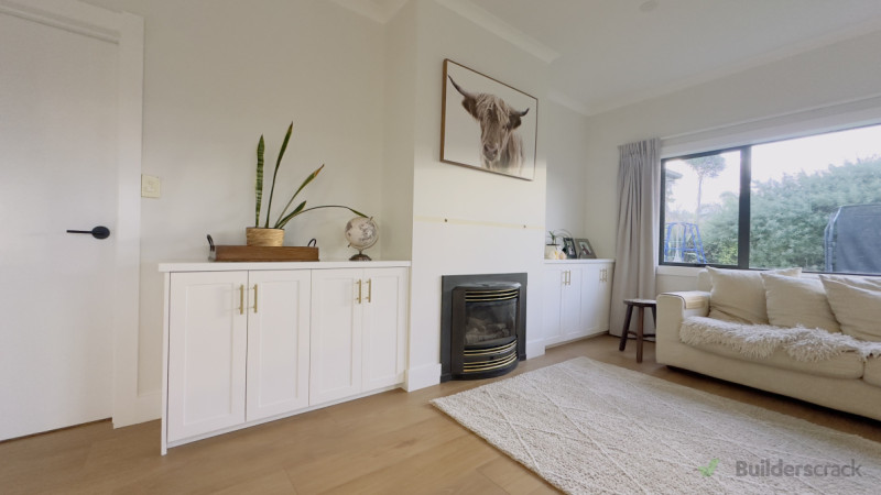 Living area custom cabintery