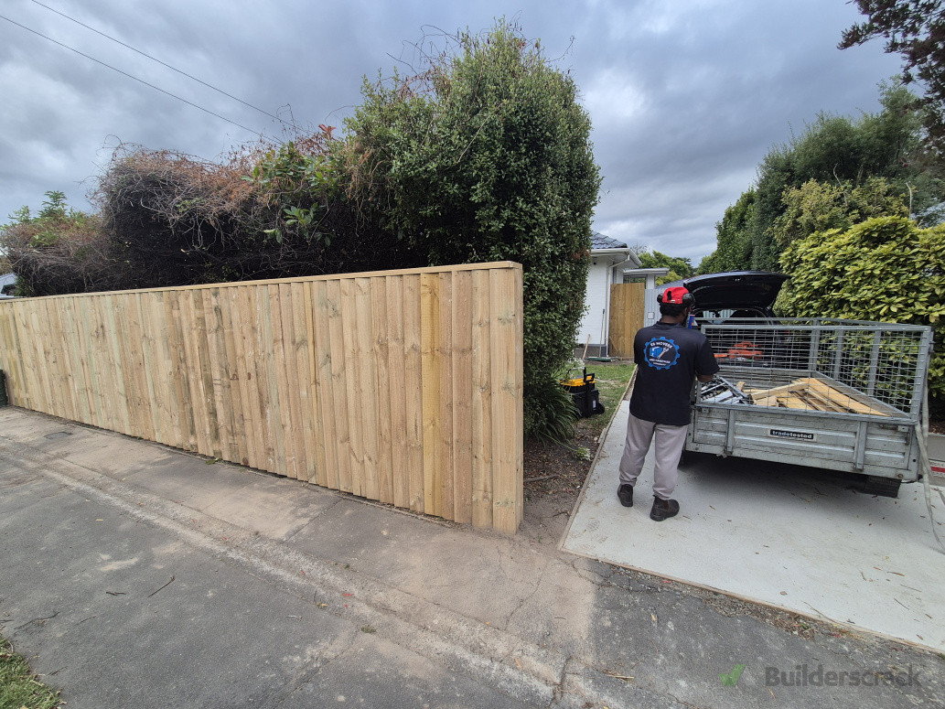 Installation brand new fence