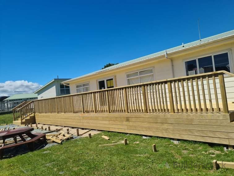 Wrap anround round deck naenae daycare