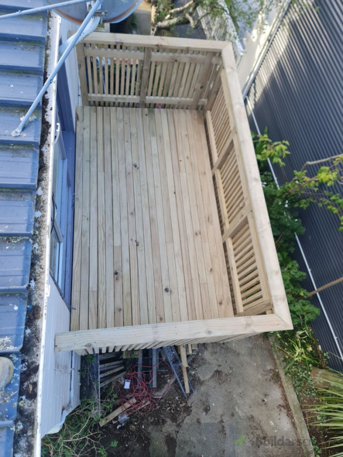 Deck Newtown