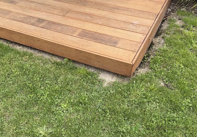 New low level deck (#1207439) | Builderscrack