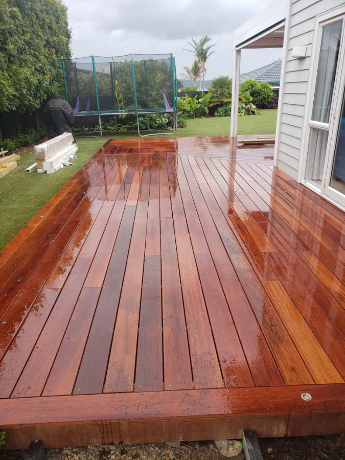 Beautiful Kwila deck with uplights