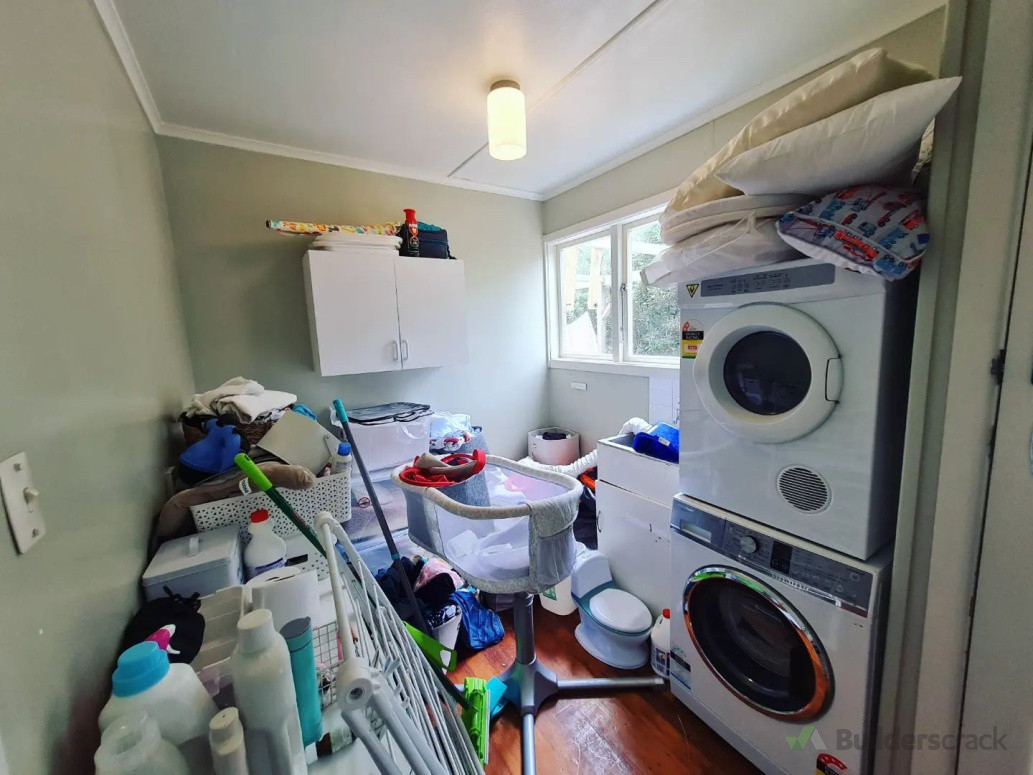 Laundry Room - before