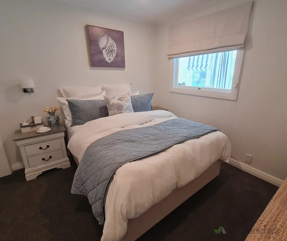 Insulation/re-gibbing of guest bedroom - after