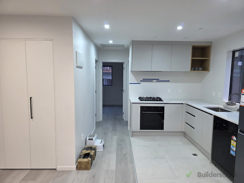 Kitchen spashback ready to be installed