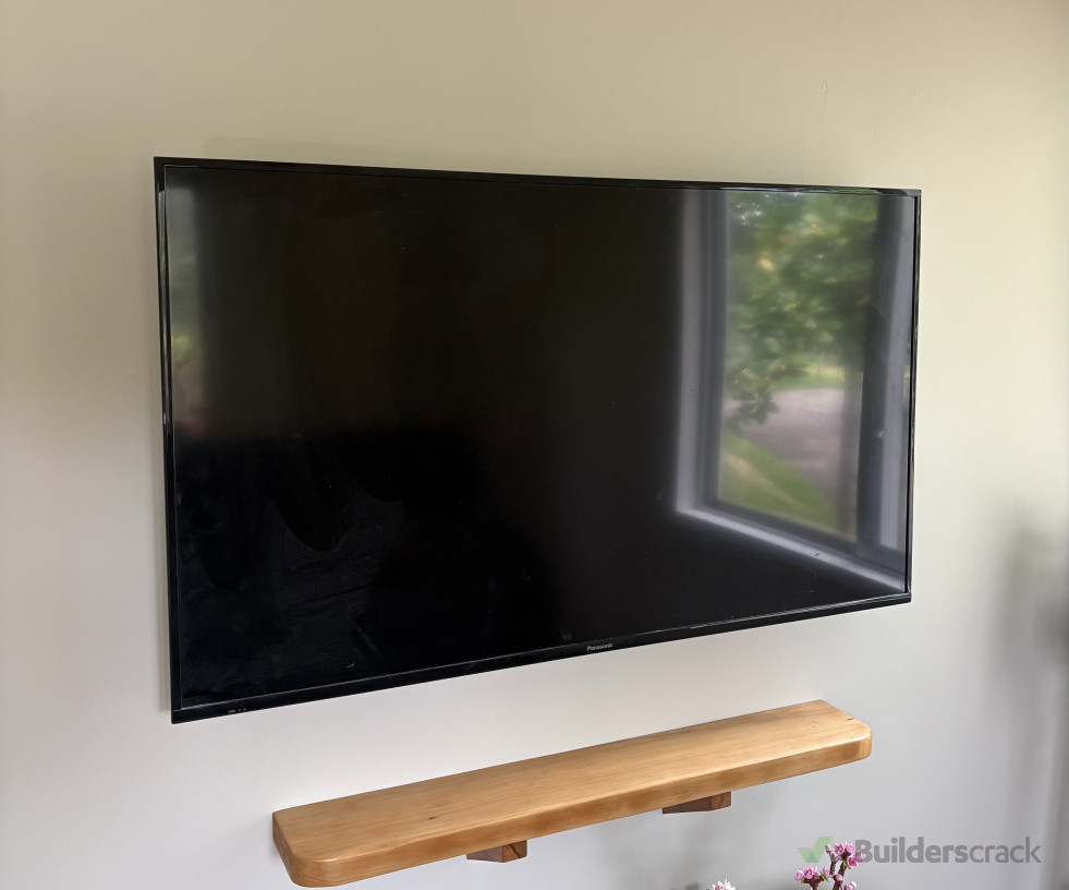 Hanging tvs
