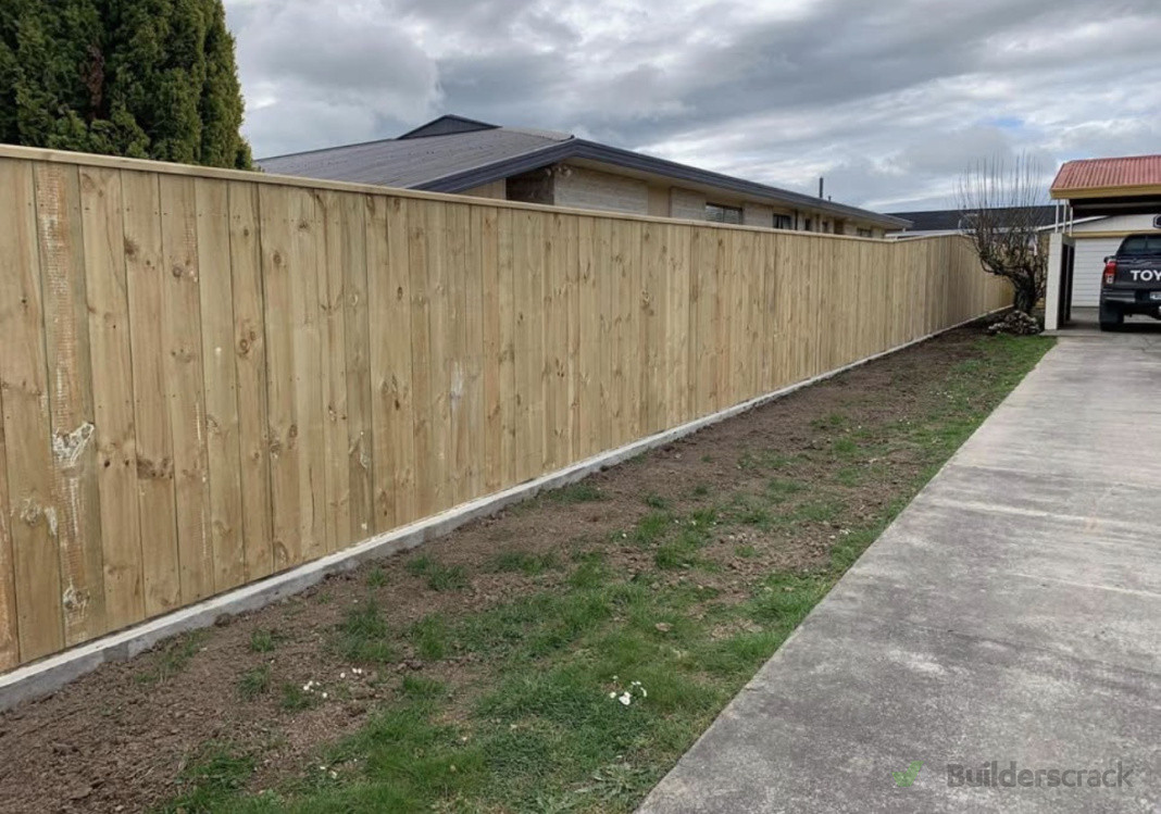Boundary fence