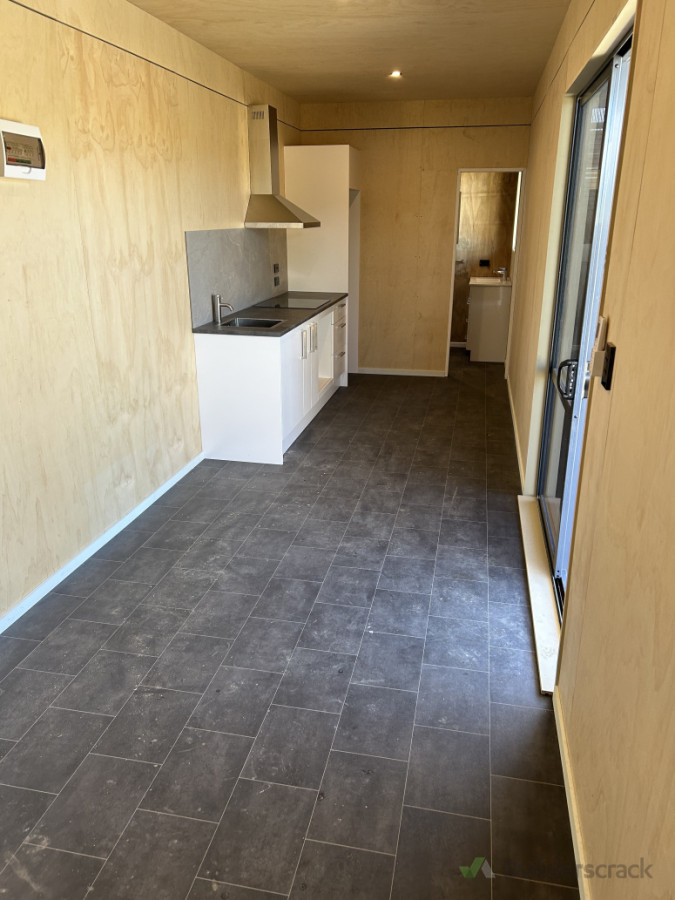 Self contained 1 bedroom unit - after clean