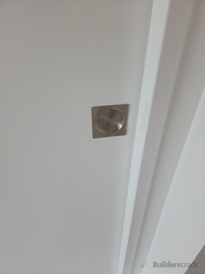 Cavity slider and handles