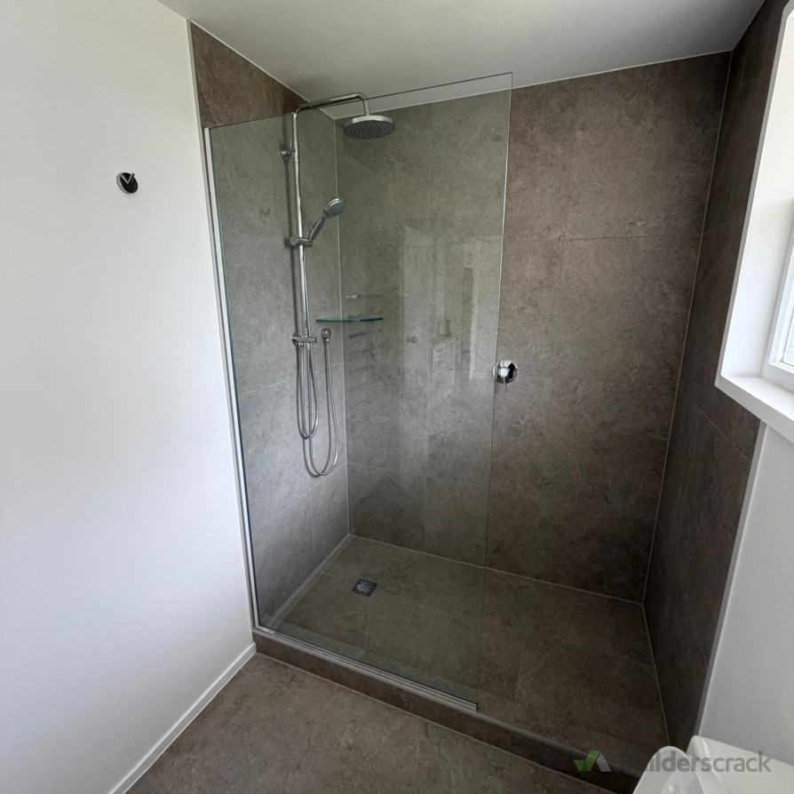 Frameless Glass Shower Screen