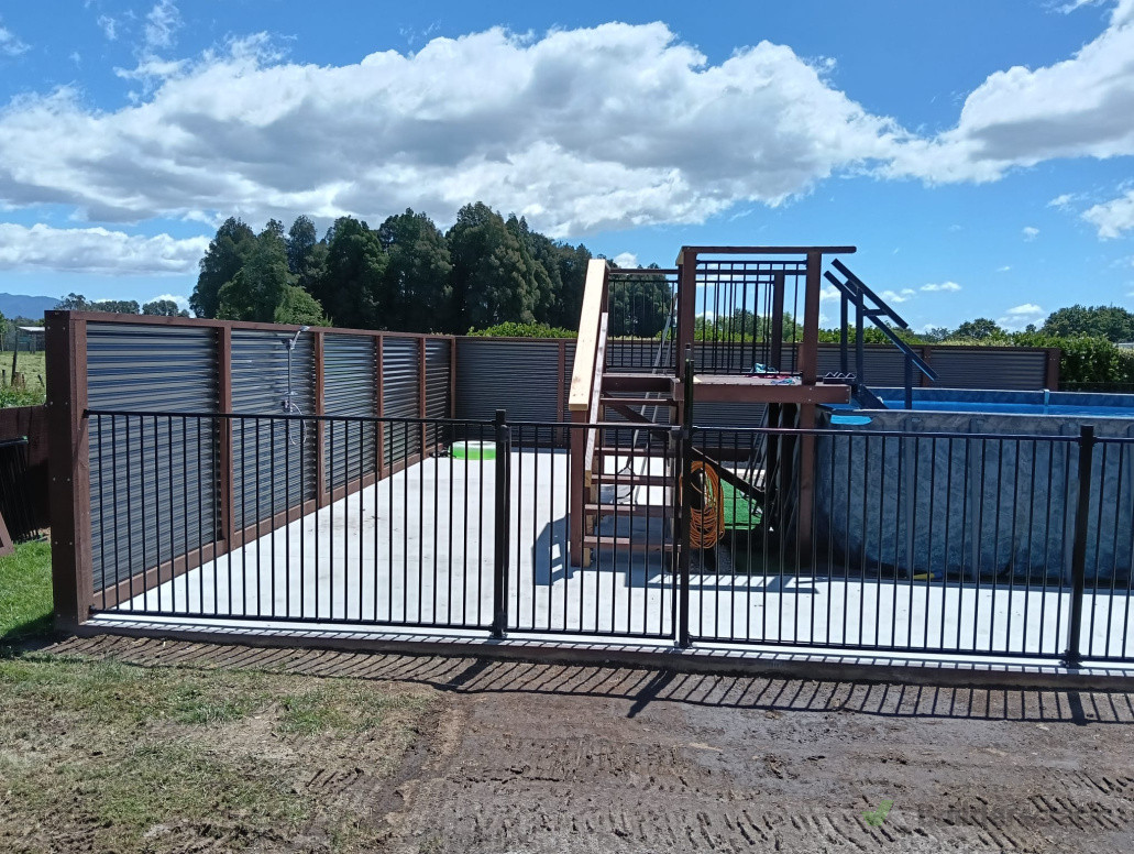 Designer fence and pool fencing