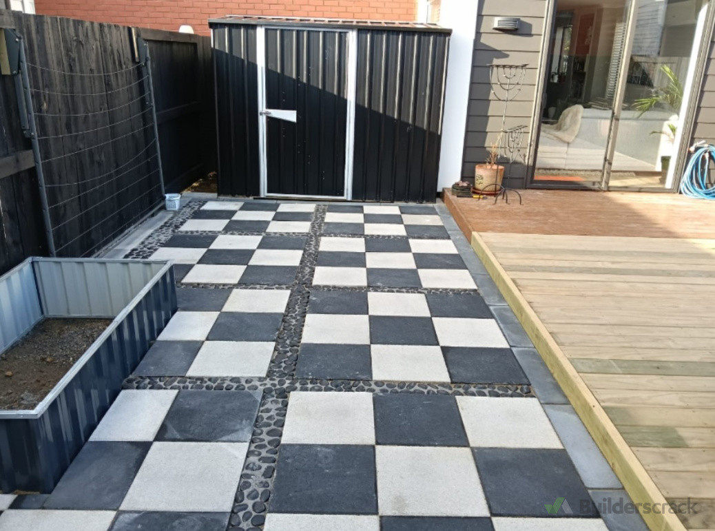 Chess-board paving