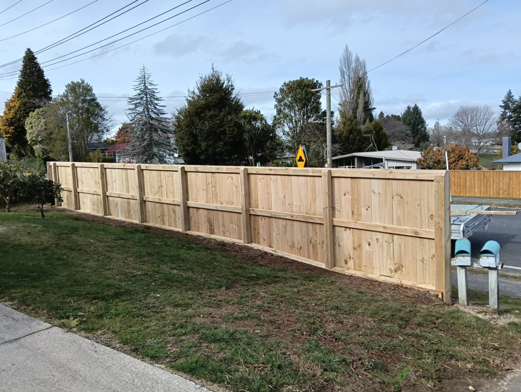 New timber fence