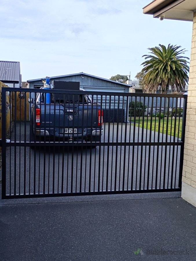 For one of my neighbours two different size sq bars