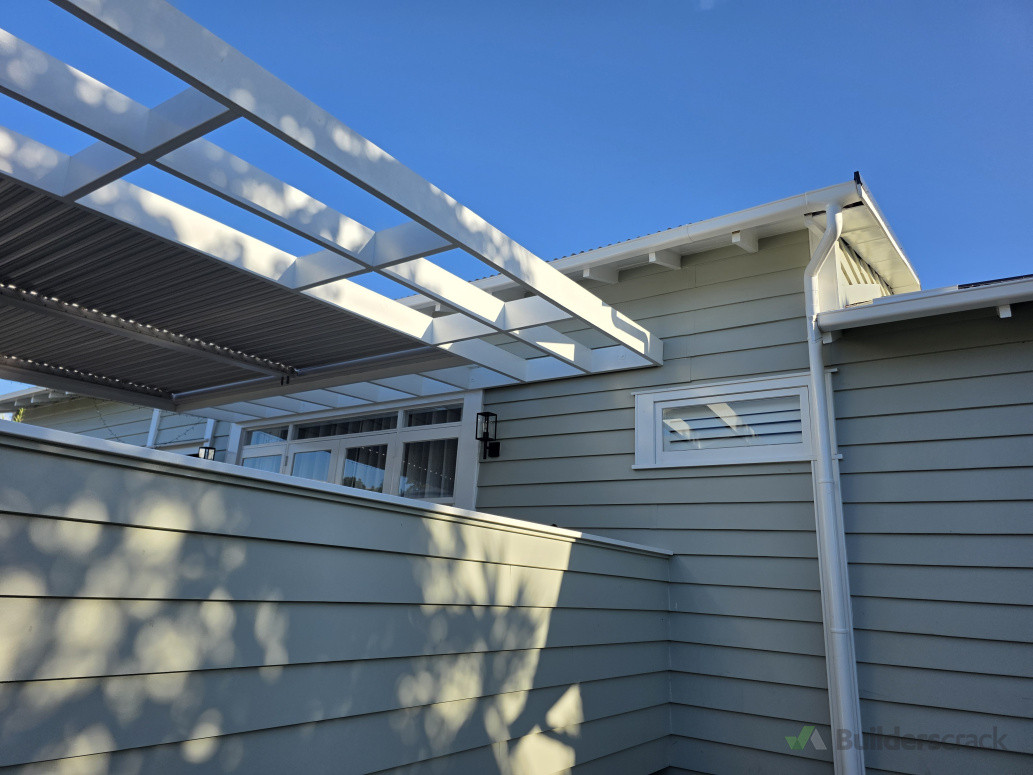 Repaired spouting and new down pipe