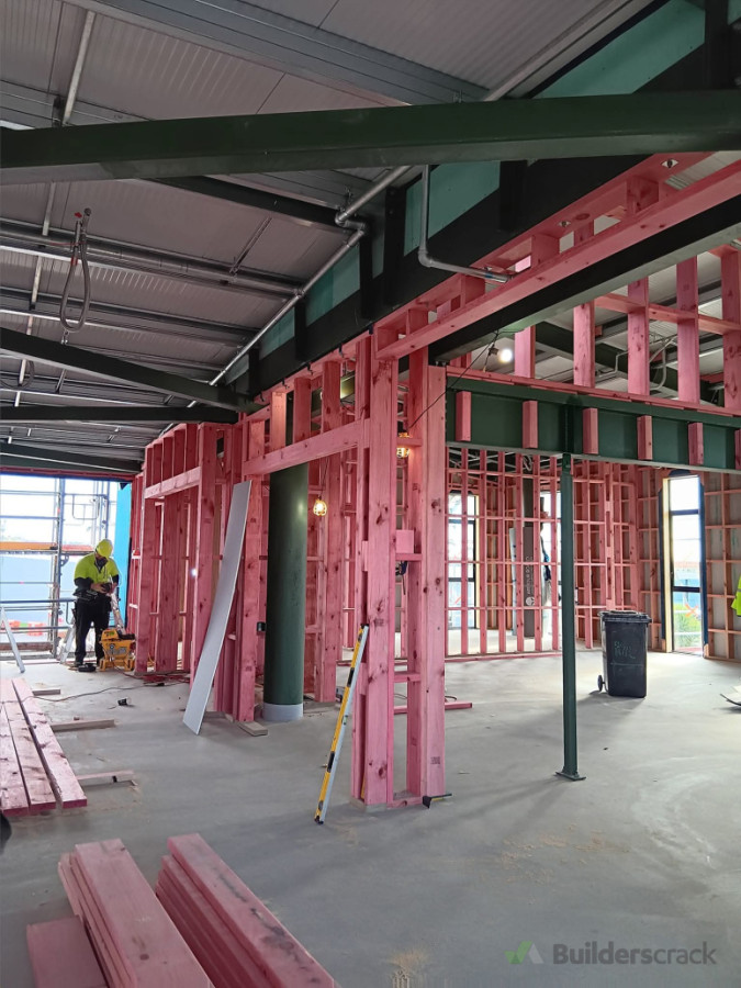 Framing partition walls
