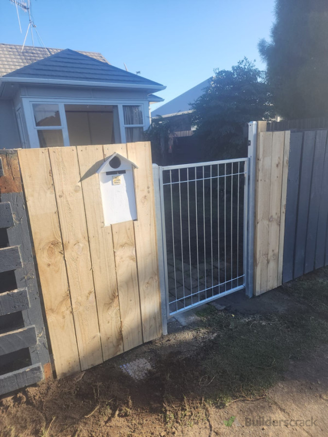 Fence repair and pool gate install