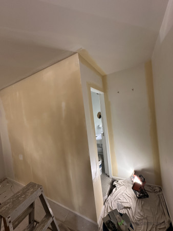 Skim and square stop including corners stop