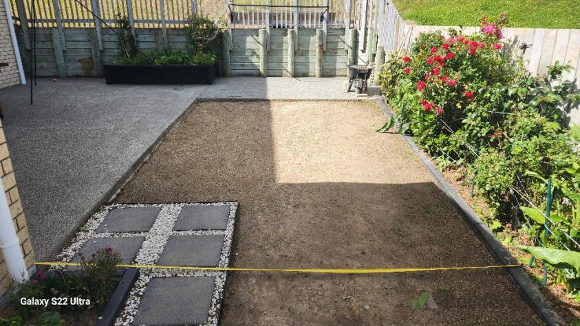 Concrete Pad (#1224042) | Builderscrack