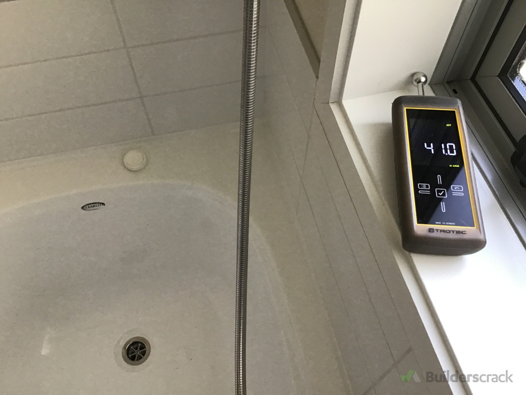 Moisture readings at windows & doors