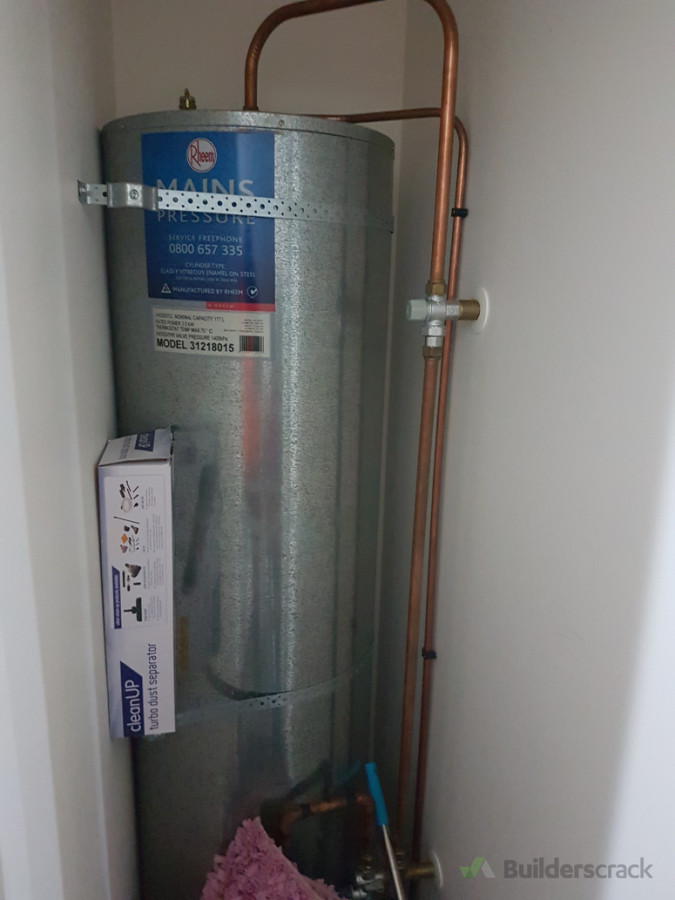 Replace new mains Pressure indoor cylinder