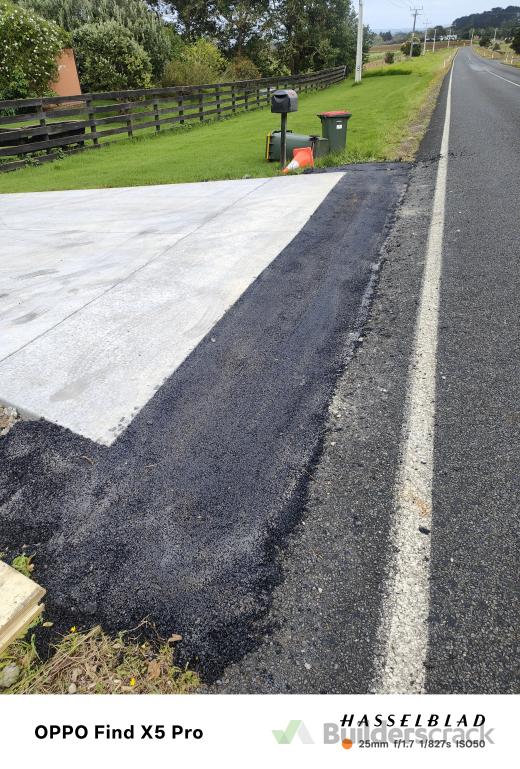 Driveway to road hot mix asphalt patch (#1223666) | Builderscrack