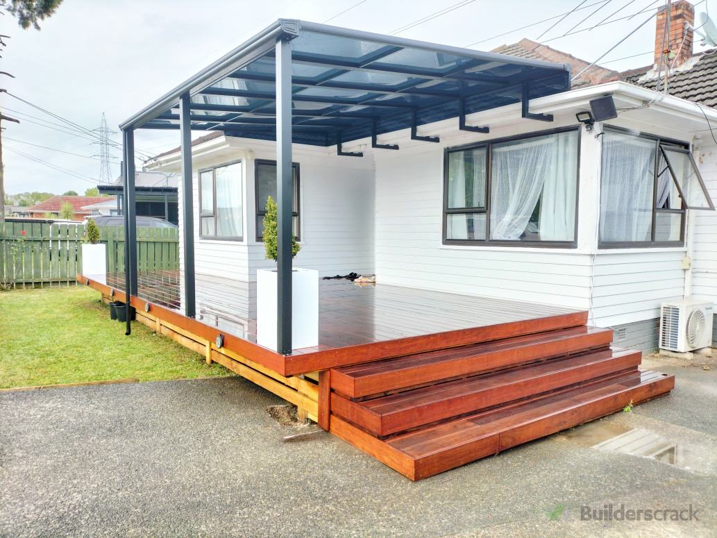 Kwila deck 30m2 with Aluminum pergola