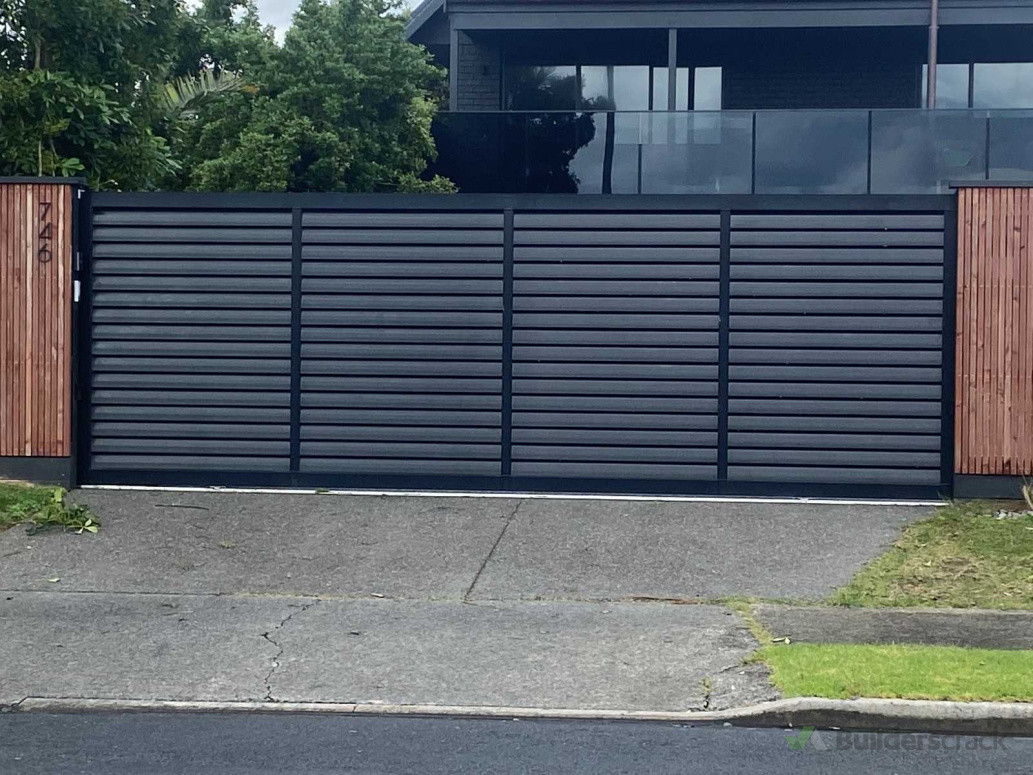 Louvered Automated Gate