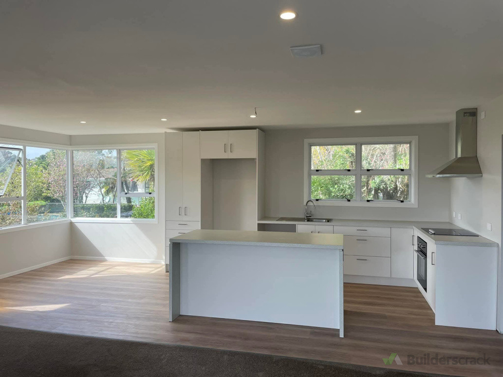 Ceiling to skirting. Done right.