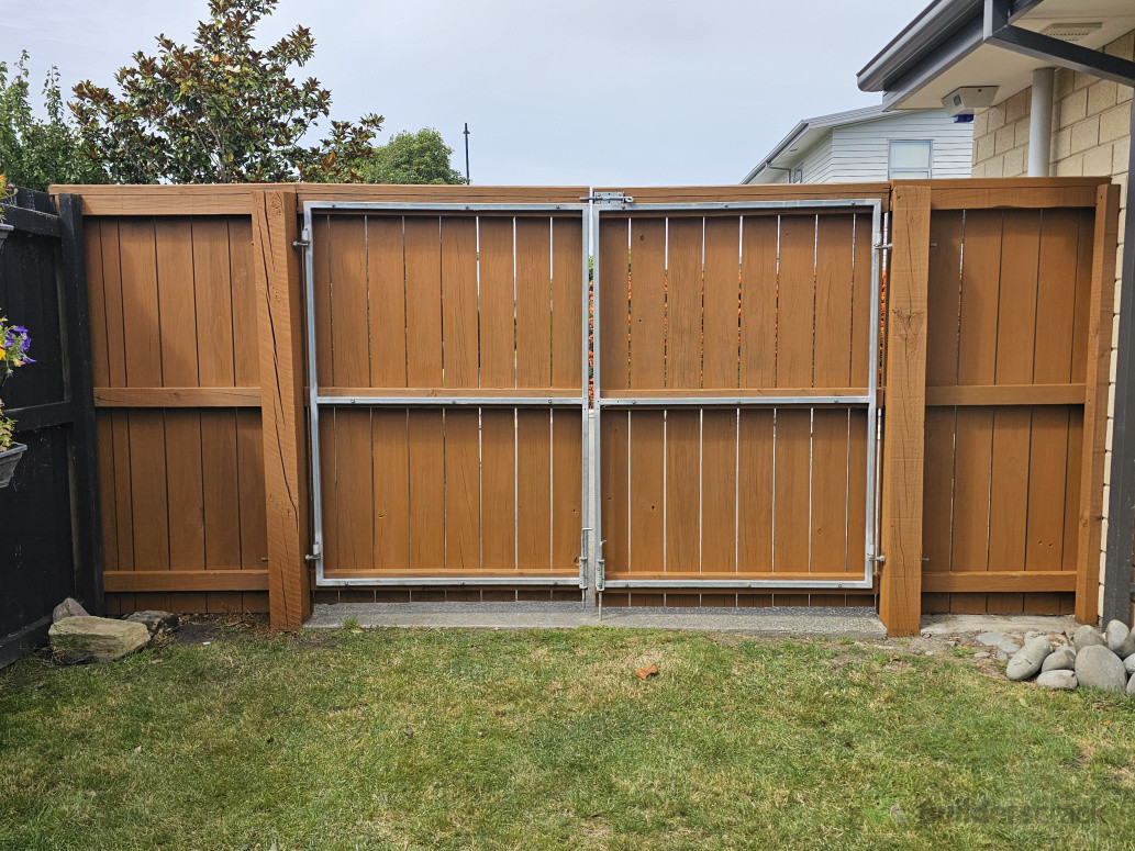 Fence Back staining